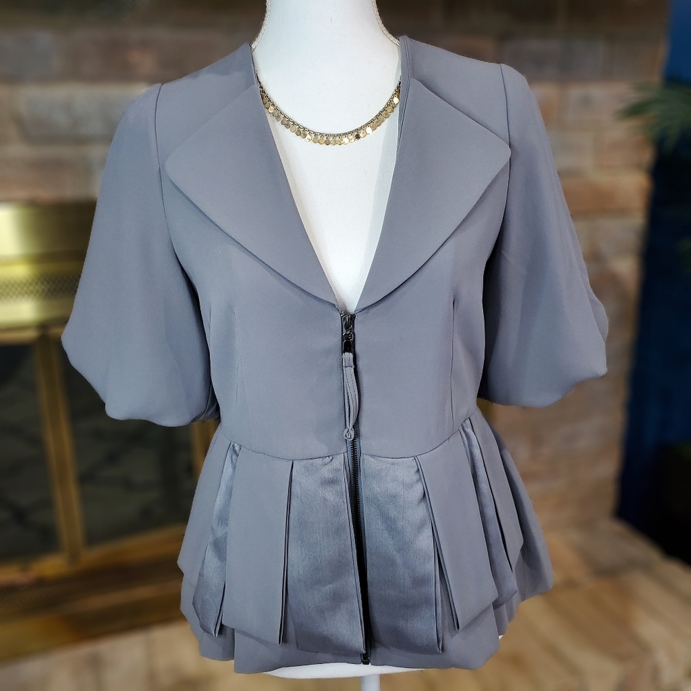 Couture 2009 Grey Peplum Top Small
